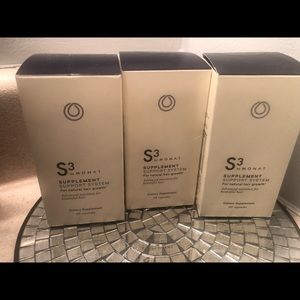 3 BOTTLES Monat S3 Supplement🖤🖤🖤🖤